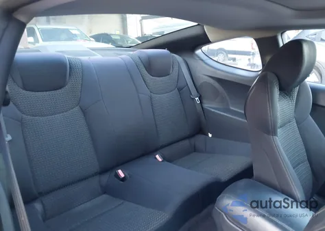 2010 Hyundai Genesis 2.0T Premium z USA, uszkodzony, nr VIN KMHHT6KD1AU018669